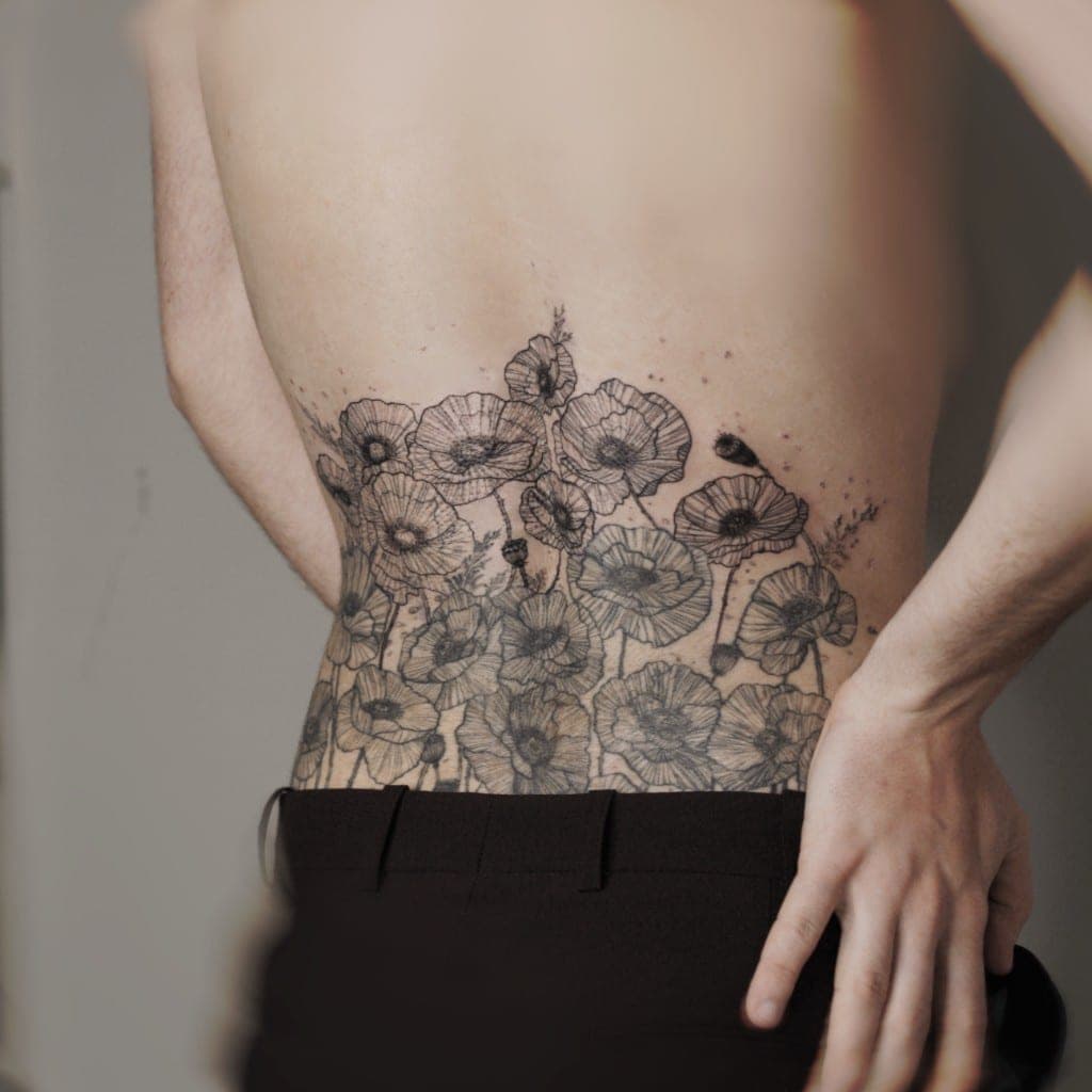 Schädel Schlange Pfingstrosen – Illustrativ, Linework von Eren, Atelier Noir nu Köln