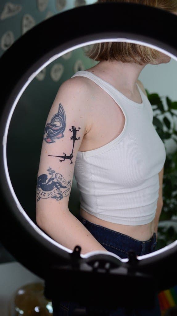 Gecko Silhouetten – Blackwork von Eren, Atelier Noir nu Köln
