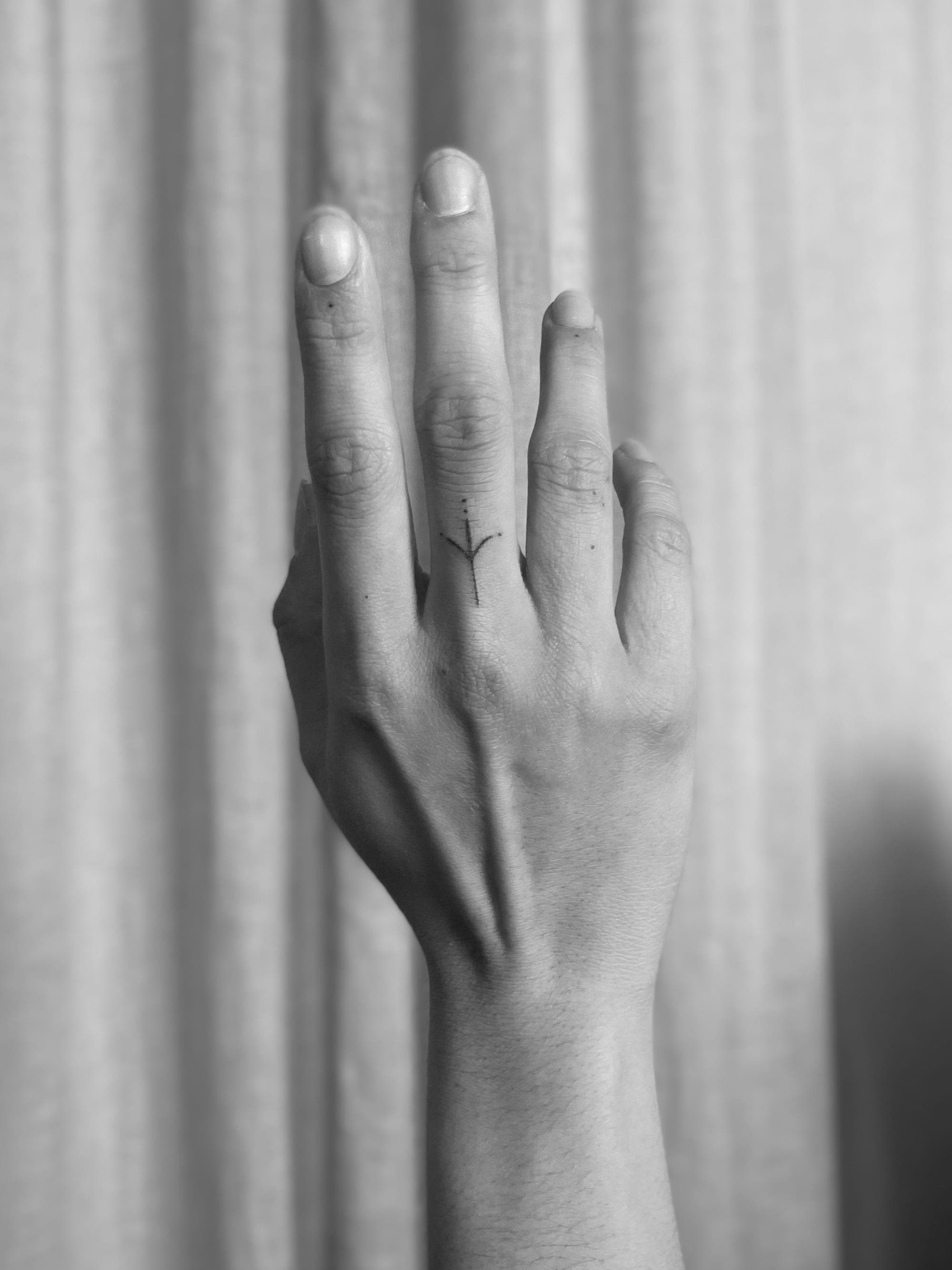 Handpoke 3 – Handpoke von Patricia, Atelier Noir nu Köln